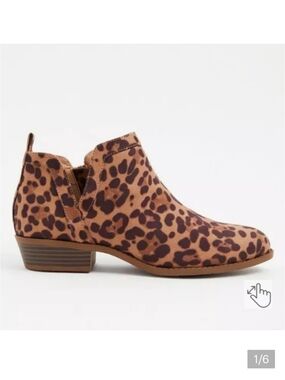 🆕️ 8 WW LEOPARD FAUX SUEDE V CUT BOOTIE